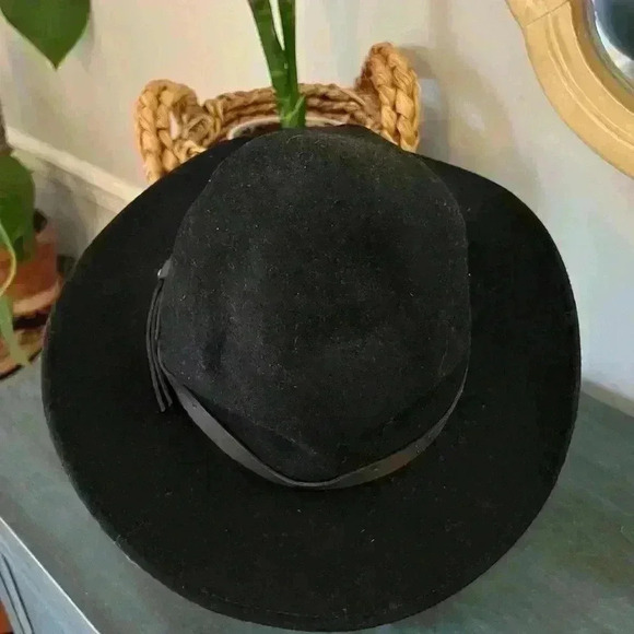 Authentic Outdoor Design 100% wool Black Men’s Hat. Large - Picture 3 of 6